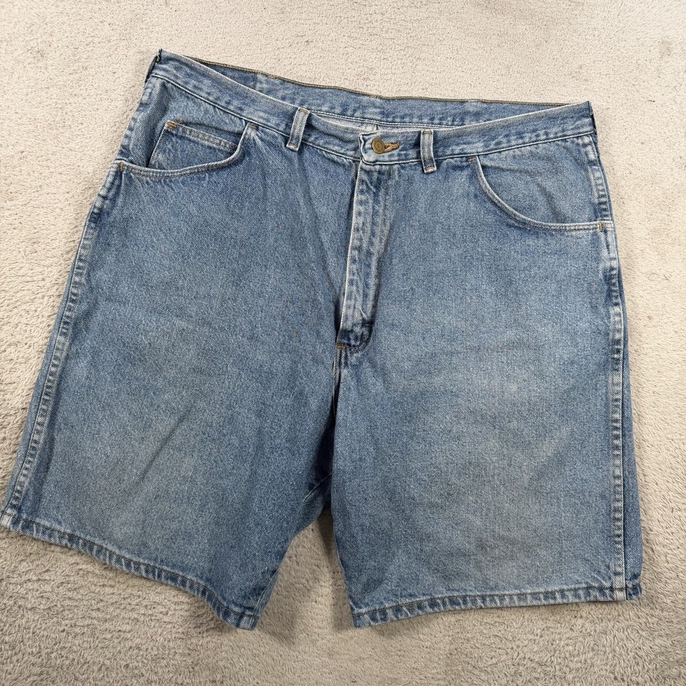 Vintage Wrangler Shorts Mens 36 Blue Denim Workwear Relaxed Fit Casual 8"